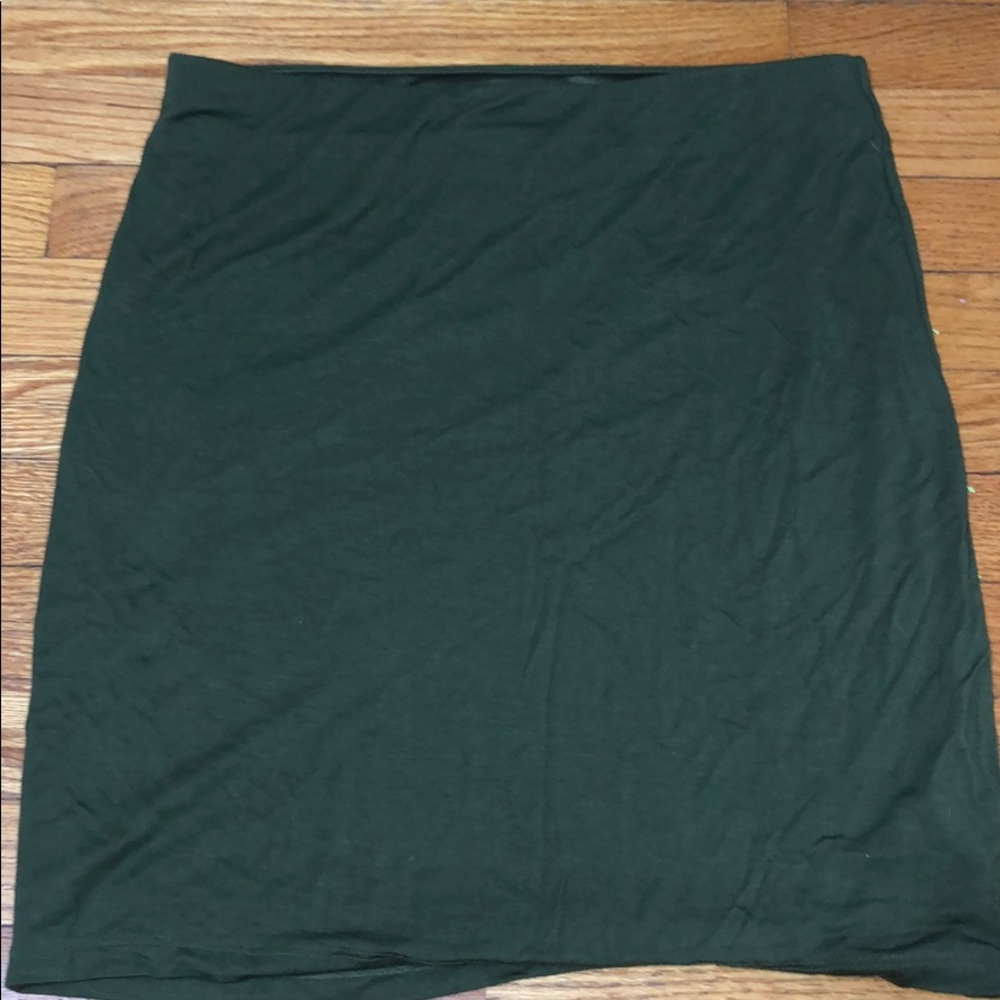 Green pencil skirt